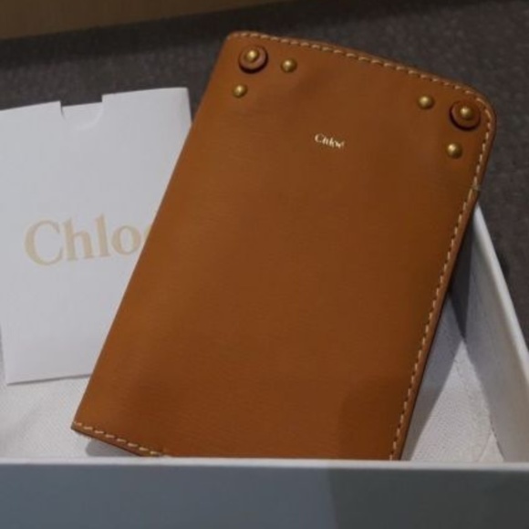 Auth Chloe Cognac leather Cell Phone Accessary case Gold studs NEW Italy - Picture 2 of 3